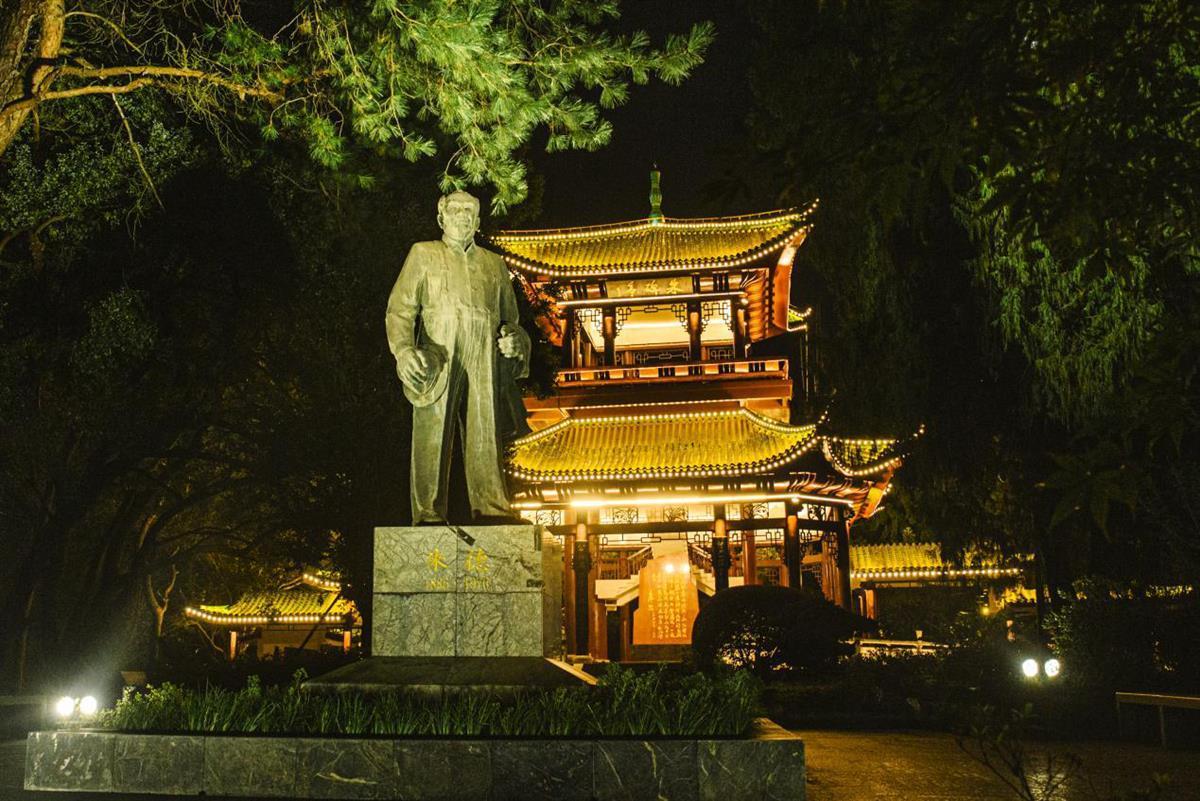 奔驰宝马娱乐